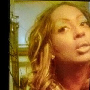 Meet your Posher, Clyde